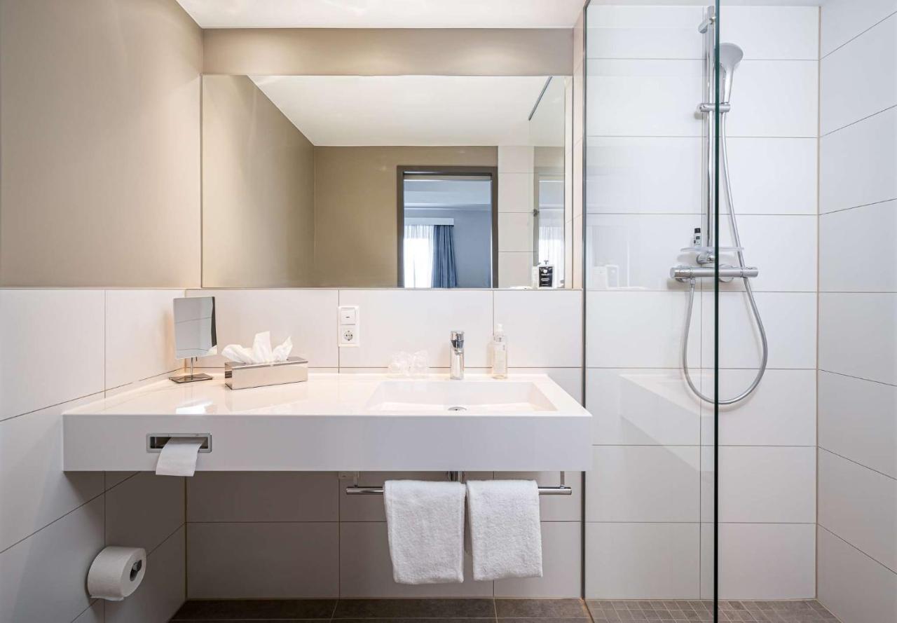 Elaya Hotel Oberhausen Ehemals Ana Living Oberhausen By Arthotel Ana エクステリア 写真